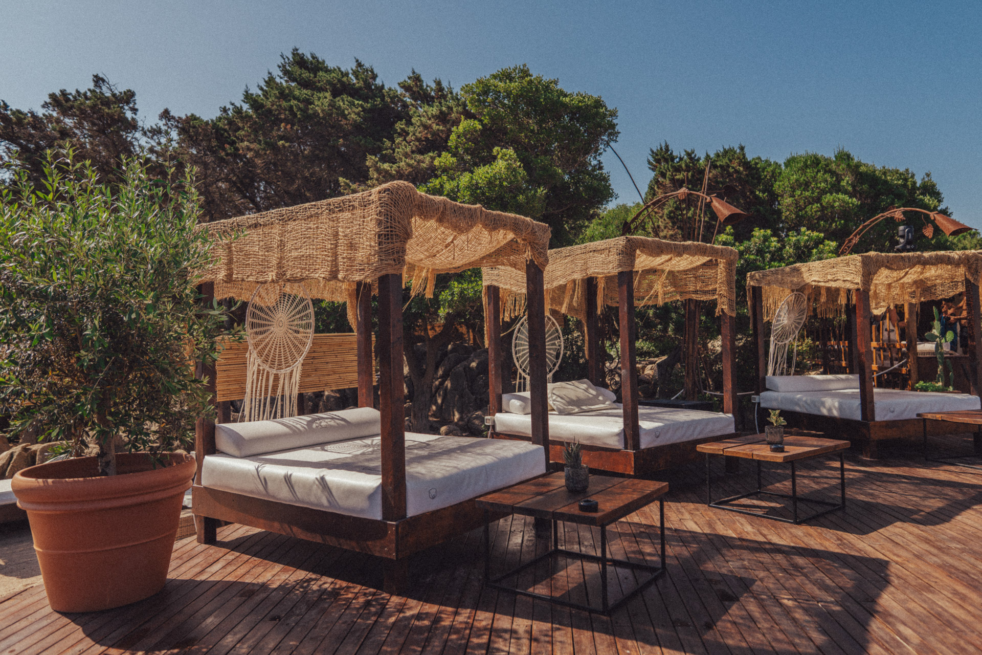 High and low platform sea view, Vesper Beach Club